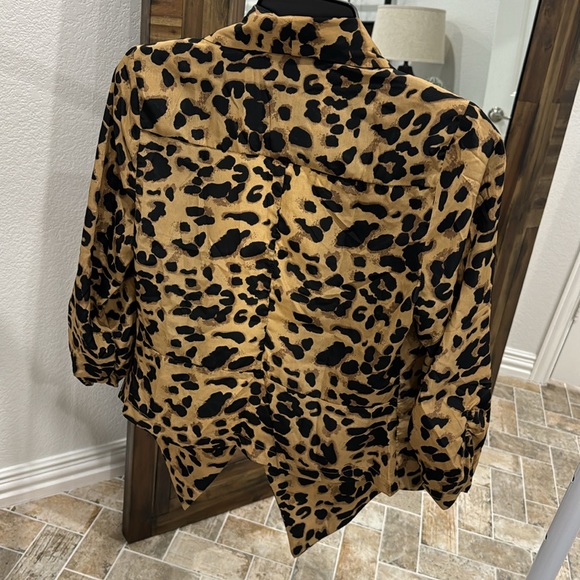 Leopard Print Silk Jacket - Picture 3 of 4